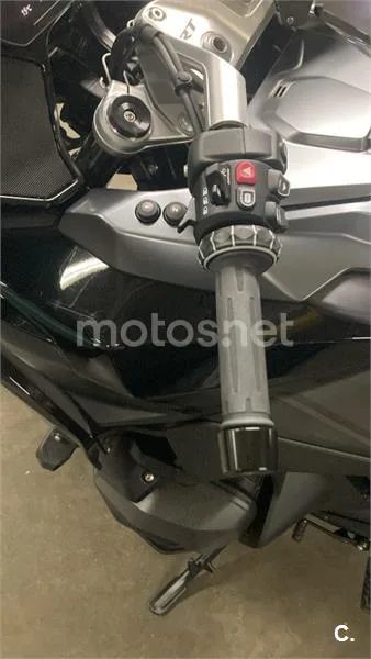 BMW R 1300 RT – Vista 7