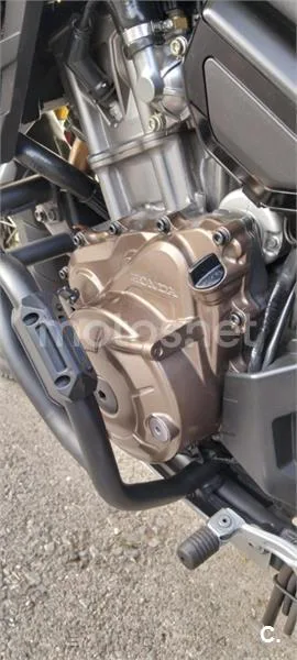 Honda CRF1000L Africa Twin – Vista 11