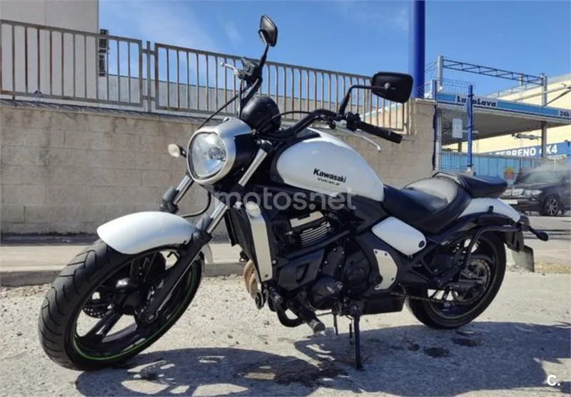 Kawasaki Vulcan S – Vista 3
