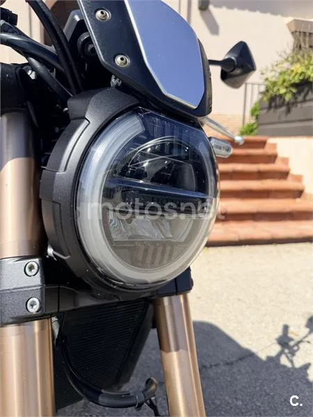 Honda CB 650 R – Vista 5