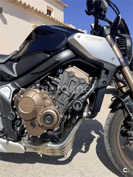 Honda CB 650 R – Vista 6