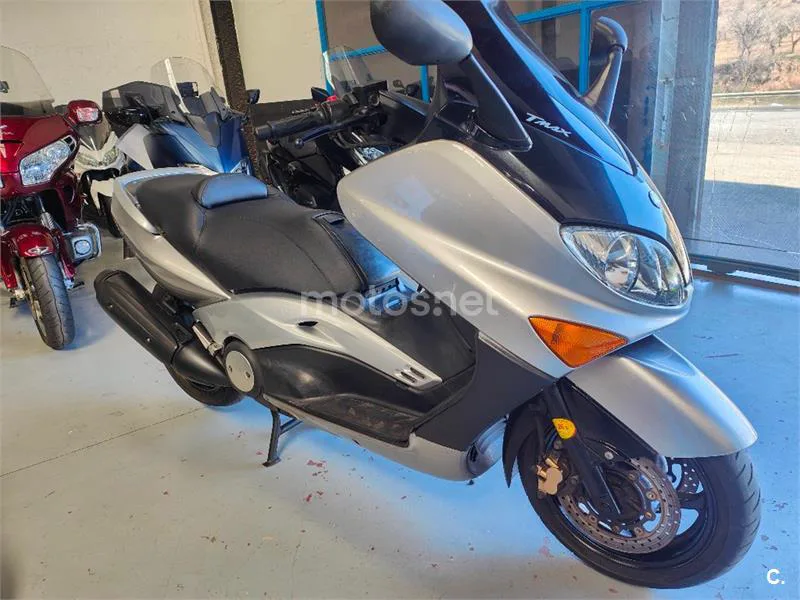 Yamaha TMAX 500 – Vista 4
