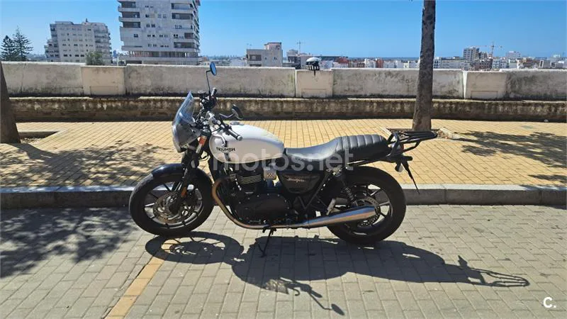 Triumph Street Twin – Vista 2