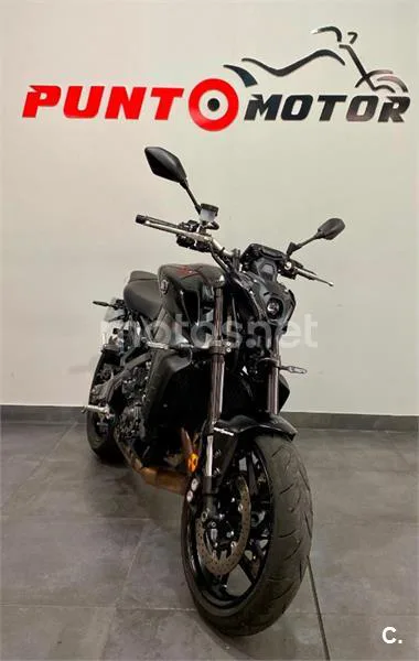 Yamaha MT-09 – Vista 4
