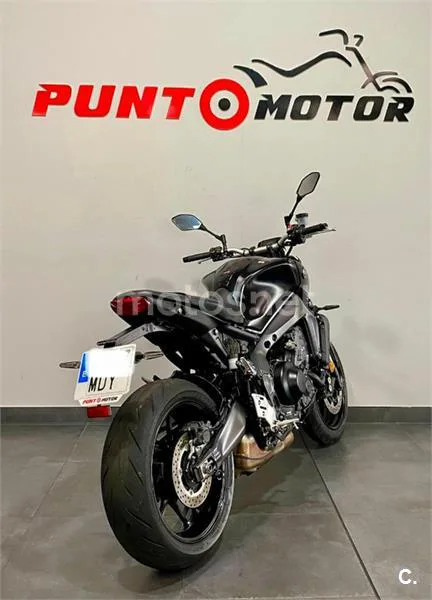 Yamaha MT-09 – Vista 5