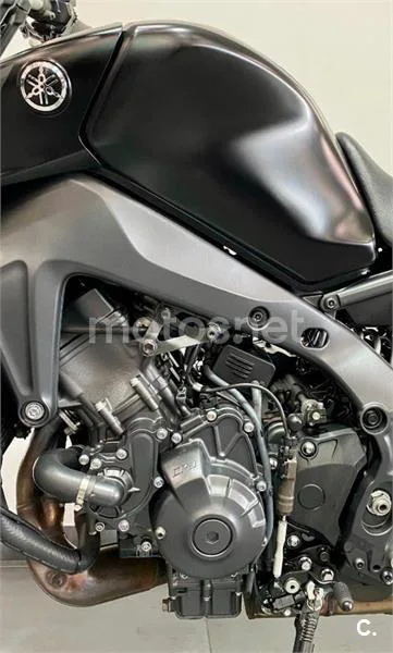 Yamaha MT-09 – Vista 10