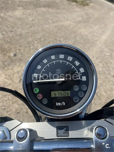 Honda VT 750 S – Vista 6