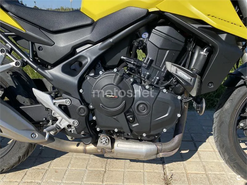 Honda CB 750 – Vista 17