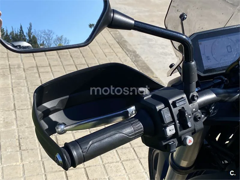 Honda CB 750 – Vista 7