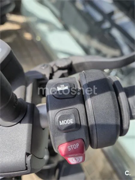 BMW F 900 R – Vista 8