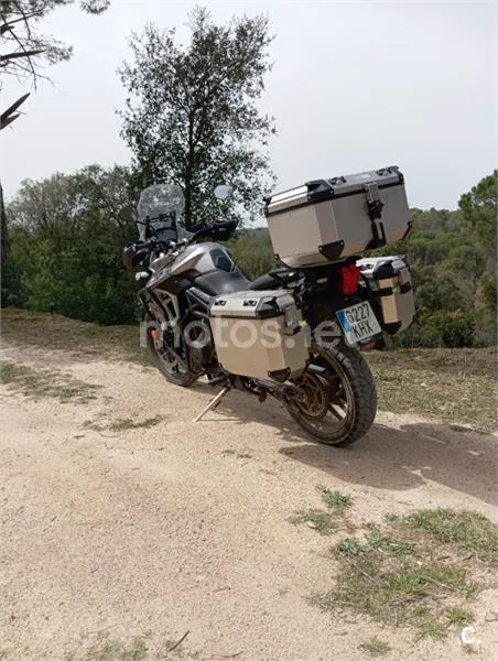Triumph Tiger 800 XRT – Vista 15
