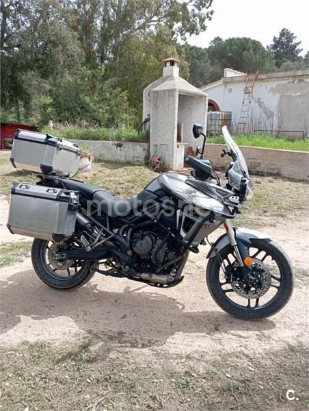 Triumph Tiger 800 XRT – Vista 18