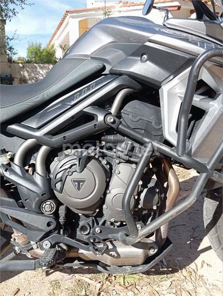 Triumph Tiger 800 XRT – Vista 6