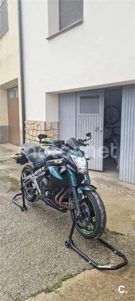 Kawasaki ER-6N – Vista 3