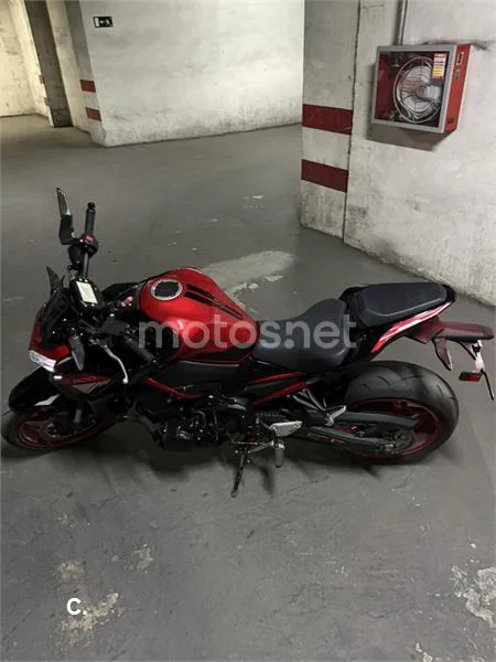 Kawasaki Z 900 – Vista 2