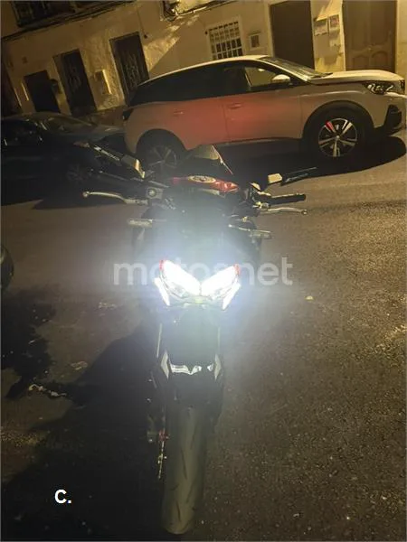 Kawasaki Z 900 – Vista 3