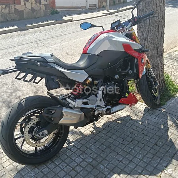 BMW F 900 R – Vista 3