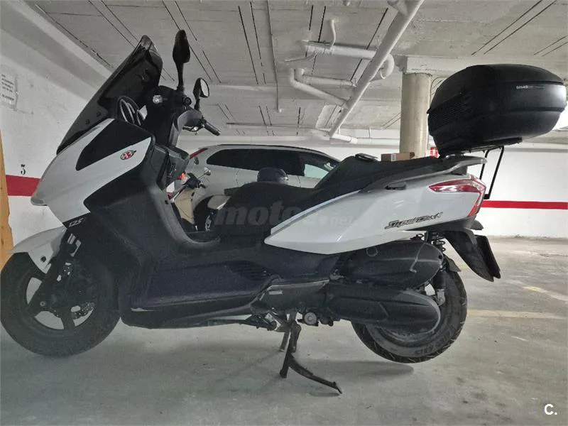 Kymco Super Dink 125i – Vista 3