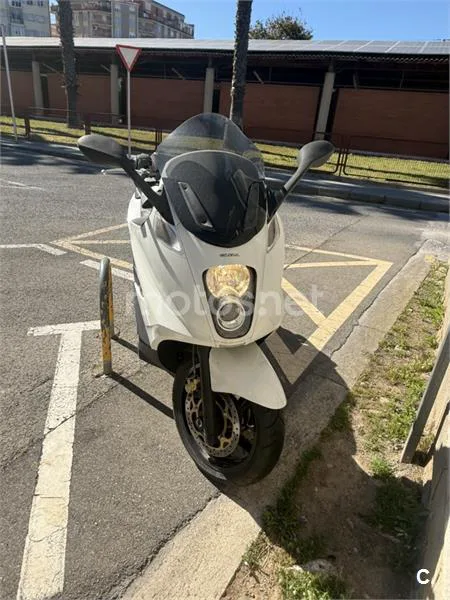 Gilera GP 800 – Vista 7