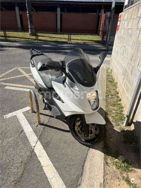 Gilera GP 800 – Vista 10
