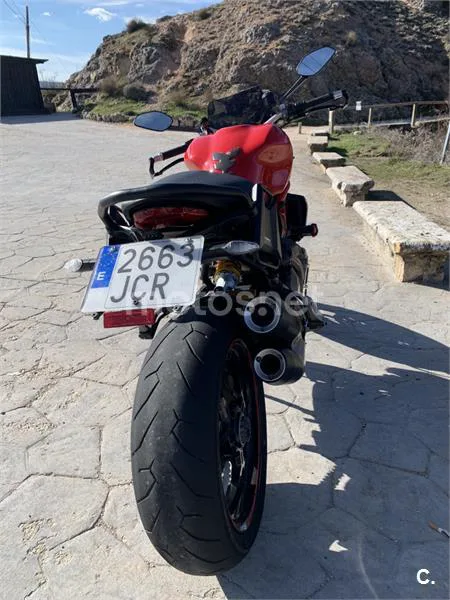 Ducati Monster 1200 S – Vista 12