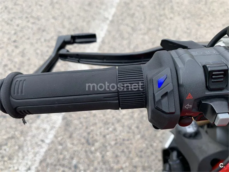 Ducati Monster 1200 S – Vista 5