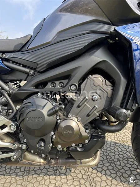 Yamaha MT-09 Tracer – Vista 9