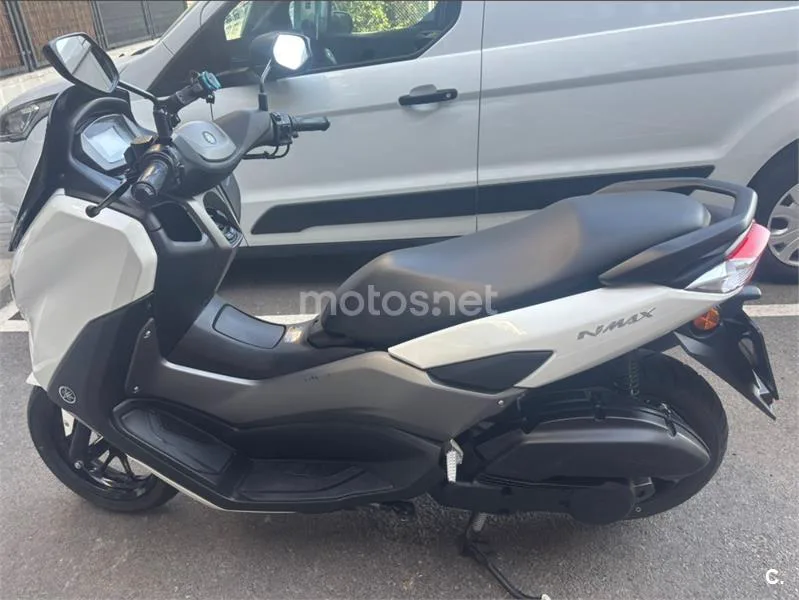 Yamaha NMAX – Vista 2