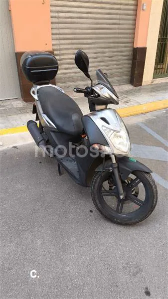 Kymco Agility City 125 – Vista 2