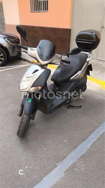 Kymco Agility City 125 – Vista 4