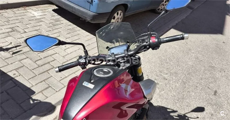 Honda CB 125 R – Vista 5