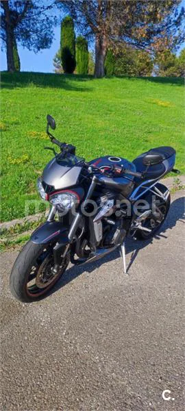 Triumph Street Triple – Vista 5