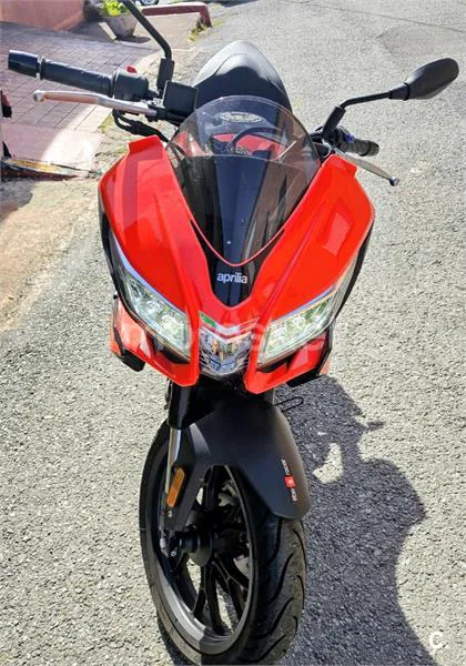 Aprilia Tuono 125 – Vista 4