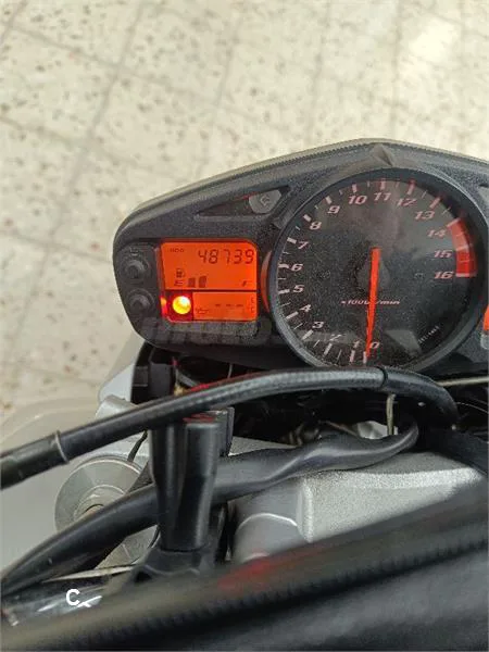 Suzuki GSR 600 – Vista 4