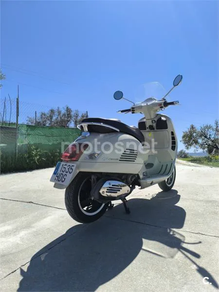 Vespa GTS SuperSport 300 – Vista 4