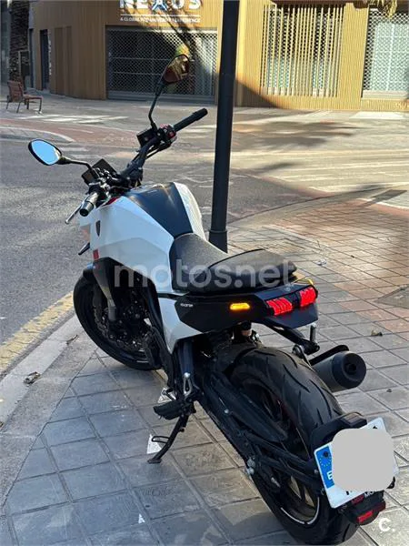 Peugeot PM 01 125 – Vista 5