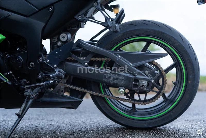 Kawasaki ZX-6R – Vista 3