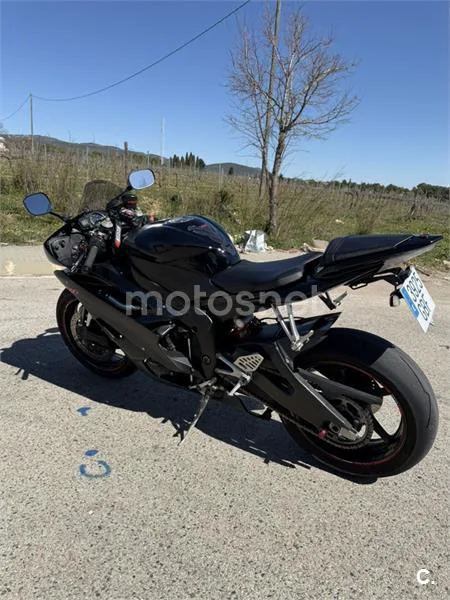 Yamaha R6R – Vista 4