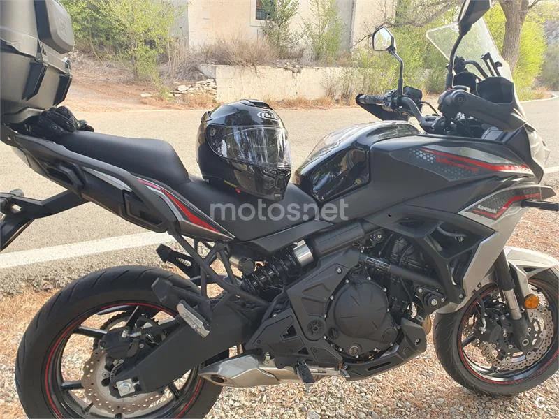 Kawasaki Versys – Vista 4