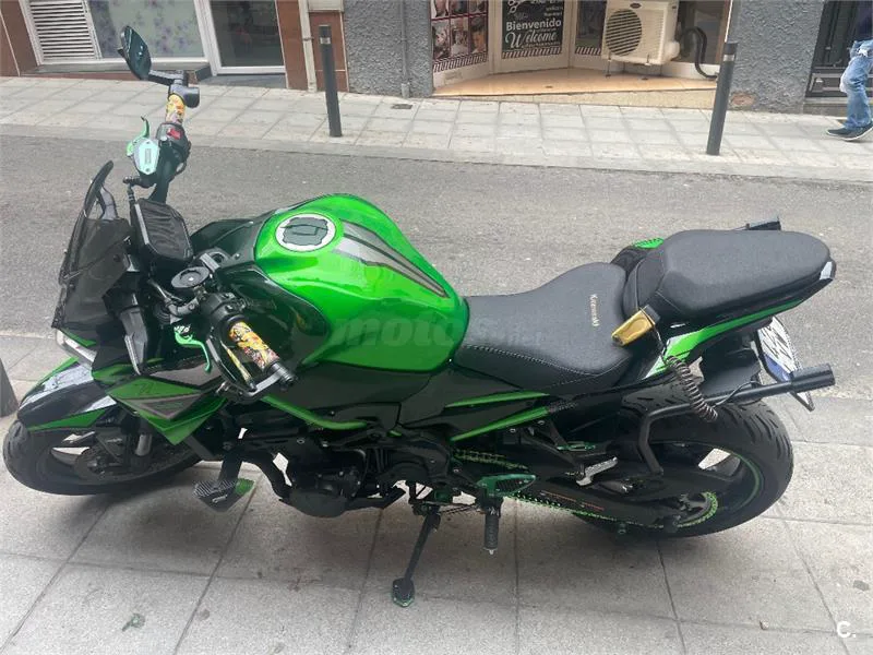 Kawasaki Z 900 – Vista 2