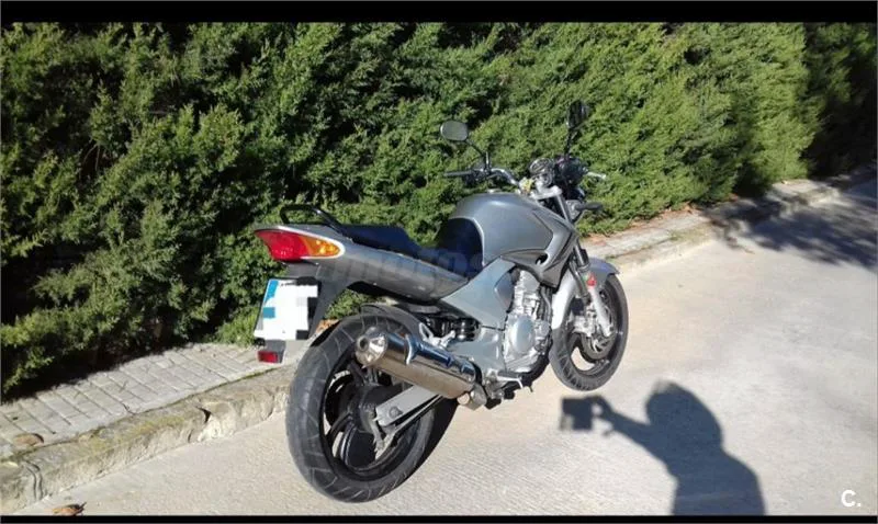Yamaha YBR 250 – Vista 4