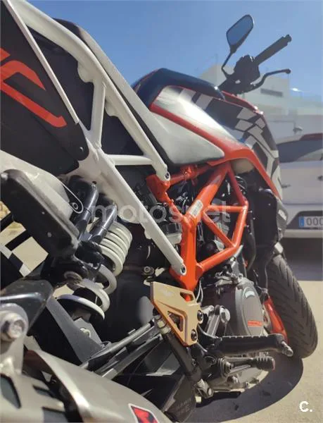 KTM 390 – Vista 7