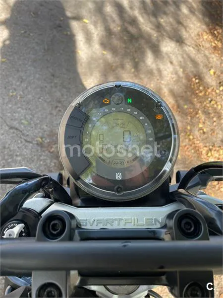 Husqvarna Svartpilen 401 3650 € 2021 Madrid - 2
