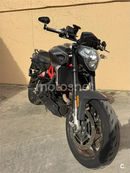 Aprilia Shiver 900 – Vista 3