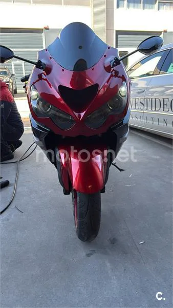 Kawasaki ZZR 1400 – Vista 4