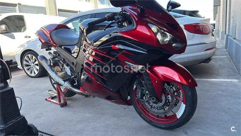 Kawasaki ZZR 1400 – Vista 8