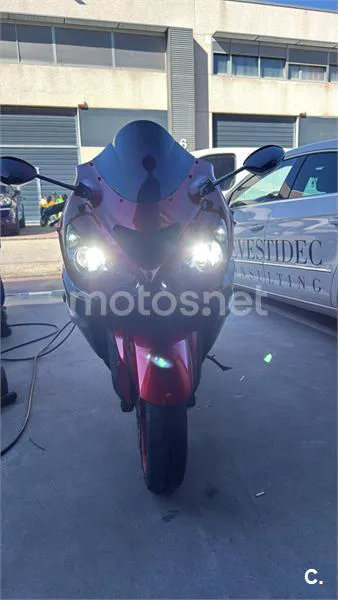 Kawasaki ZZR 1400 – Vista 9