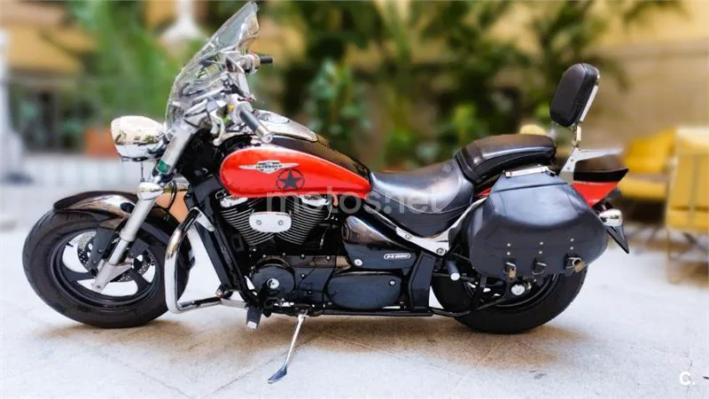 Suzuki Intruder M800 – Vista 3