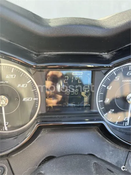 Yamaha XMAX 300 – Vista 3