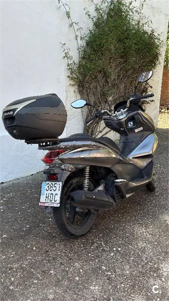 Honda PCX 125 – Vista 3